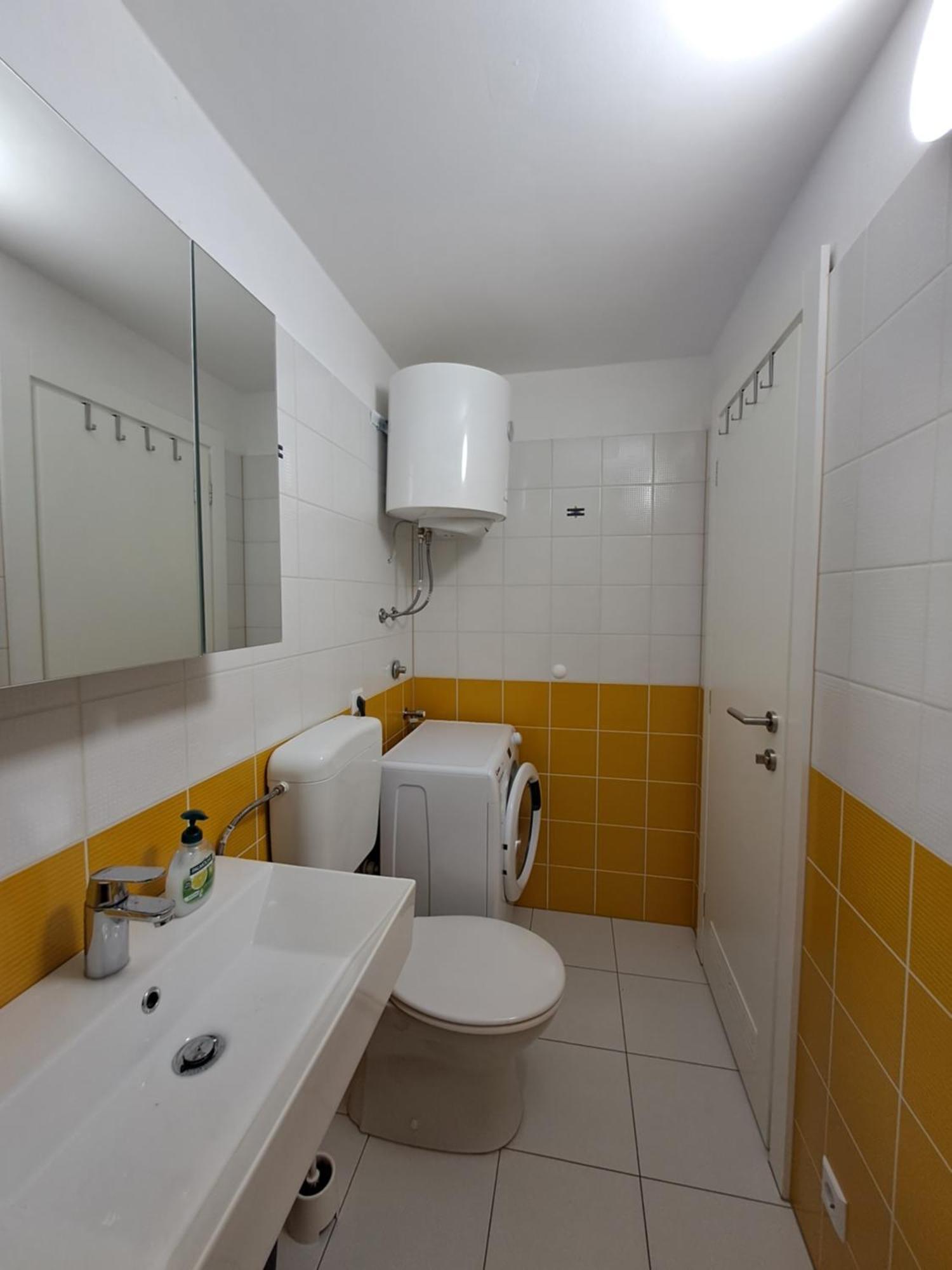 Appartamento Greta Vrbnik Esterno foto