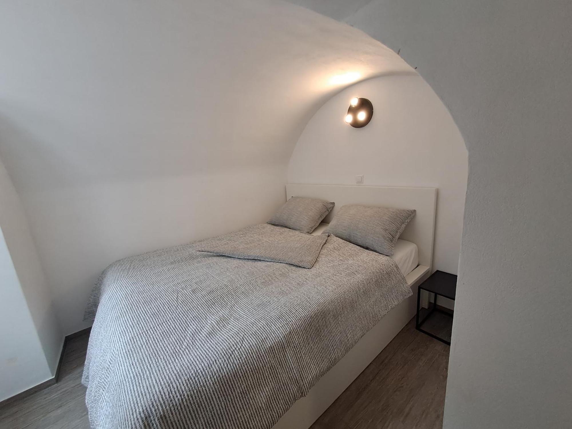 Appartamento Greta Vrbnik Esterno foto