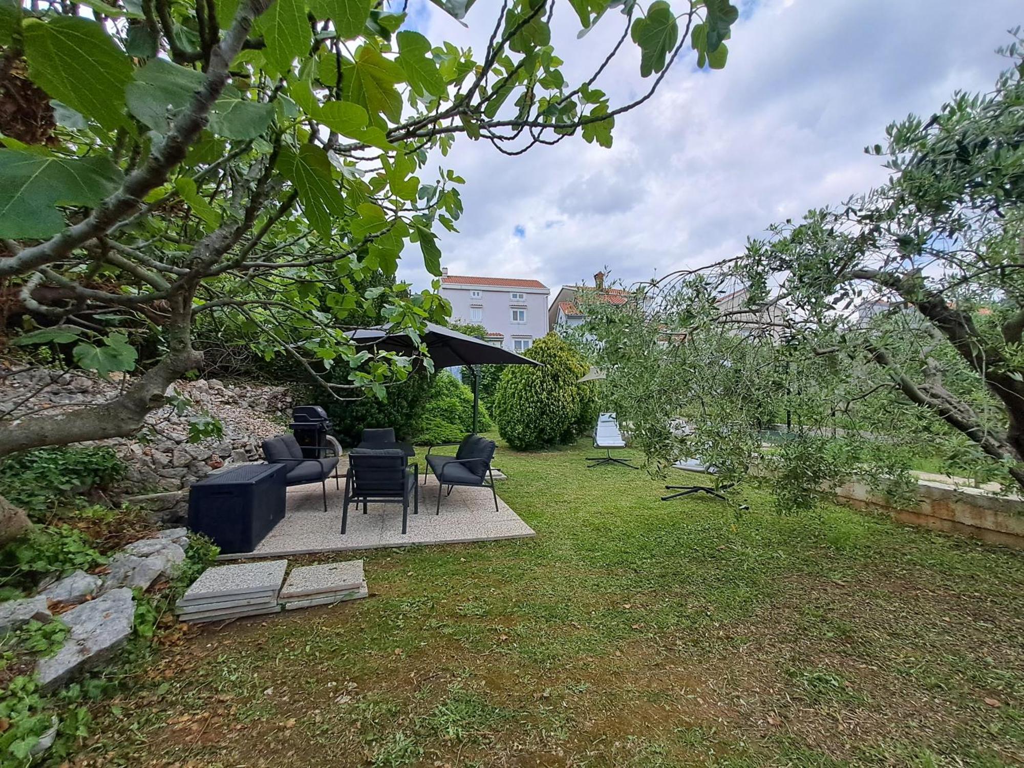Appartamento Greta Vrbnik Esterno foto
